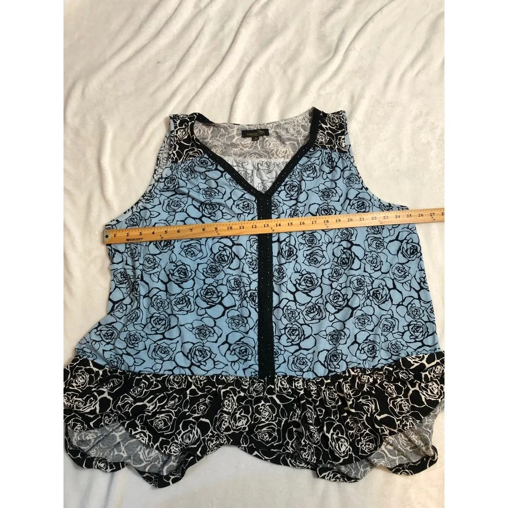 Suzanne Betro Floral Sleeveless Top Women 4X Blue Black Crochet Lace Ruffle Hem